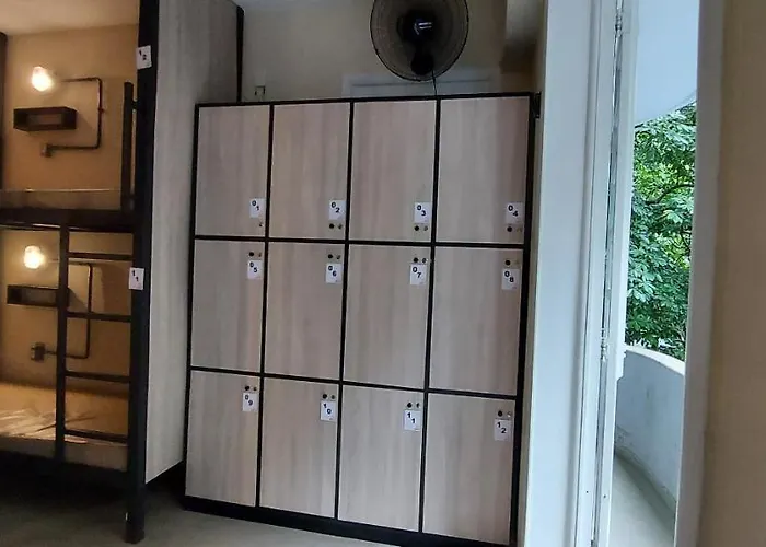 Dormitory Room Mixed